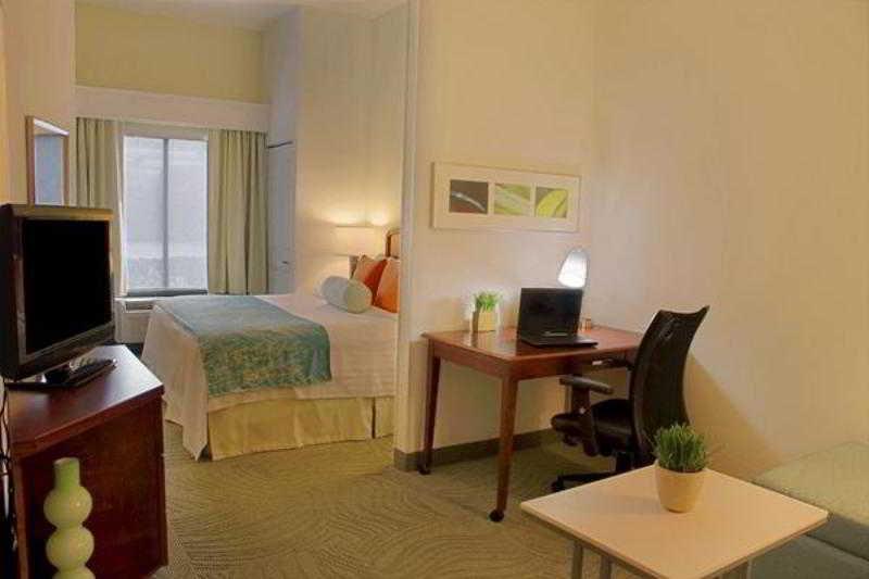 Springhill Suites By Marriott Tampa Westshore Oda fotoğraf